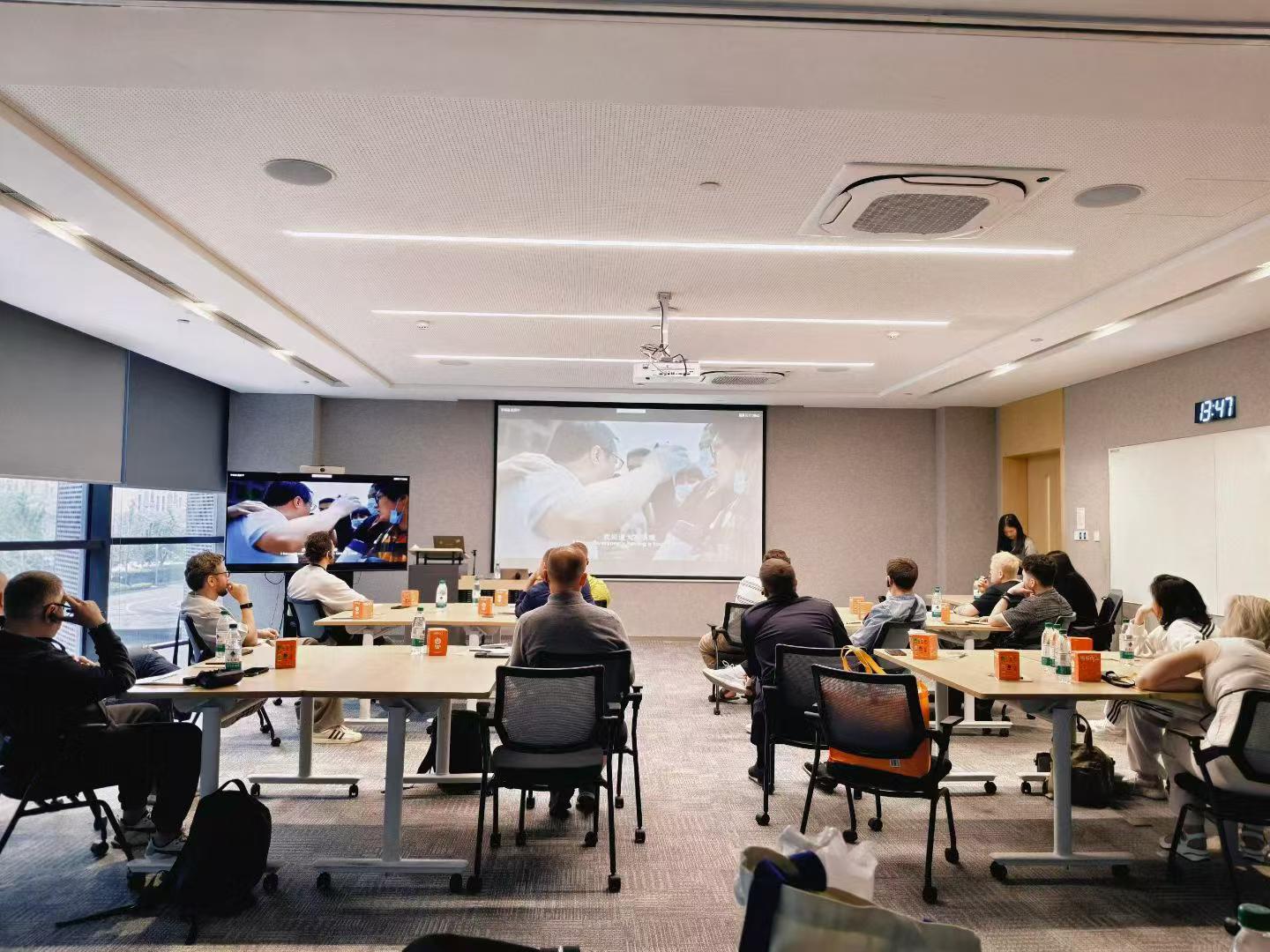Russian trade delegation visits Alibaba